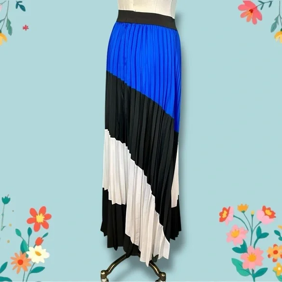 NWT Lane Bryant Blue, Black & White Colorblock Pleated Maxi Skirt Size 26/28 - Picture 13 of 14